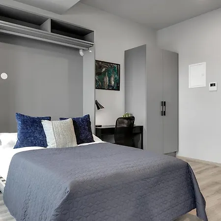 B18 Apartment