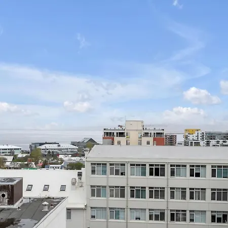Apartment B18