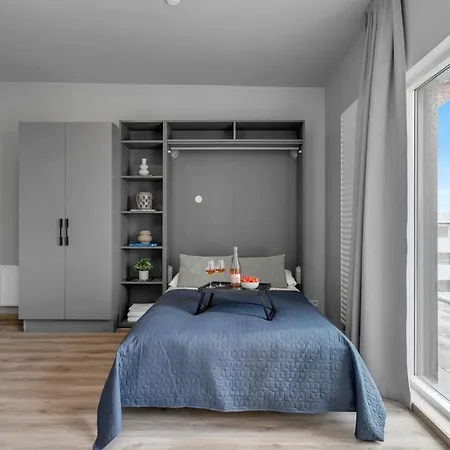 B18 Apartment